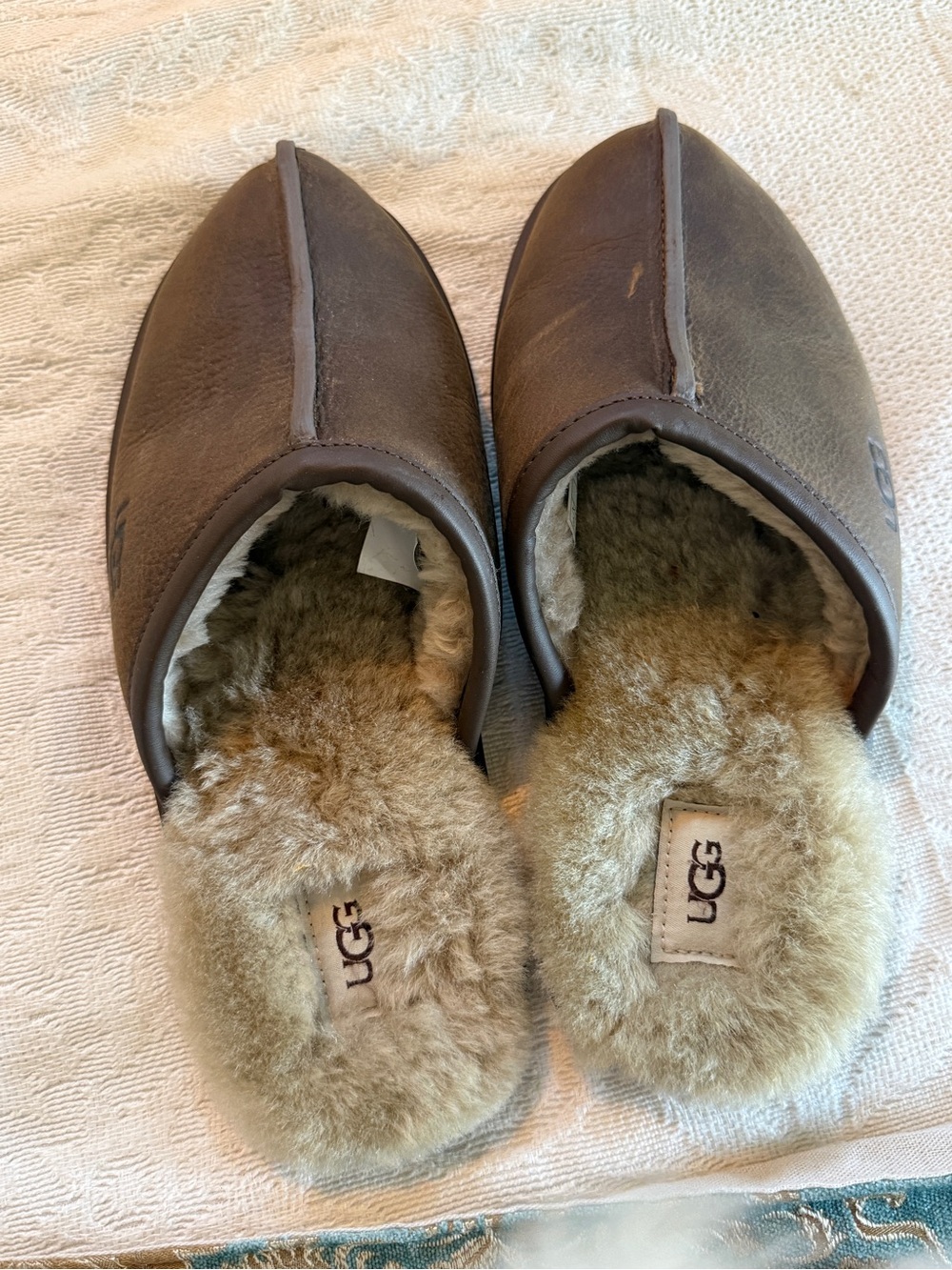 UGG Men's Dark Brown Shearling-Lined Slip-On Slippers